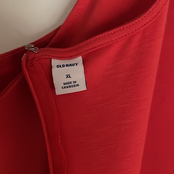 Old Navy Sleeveless Dress. - Picture 7 of 10